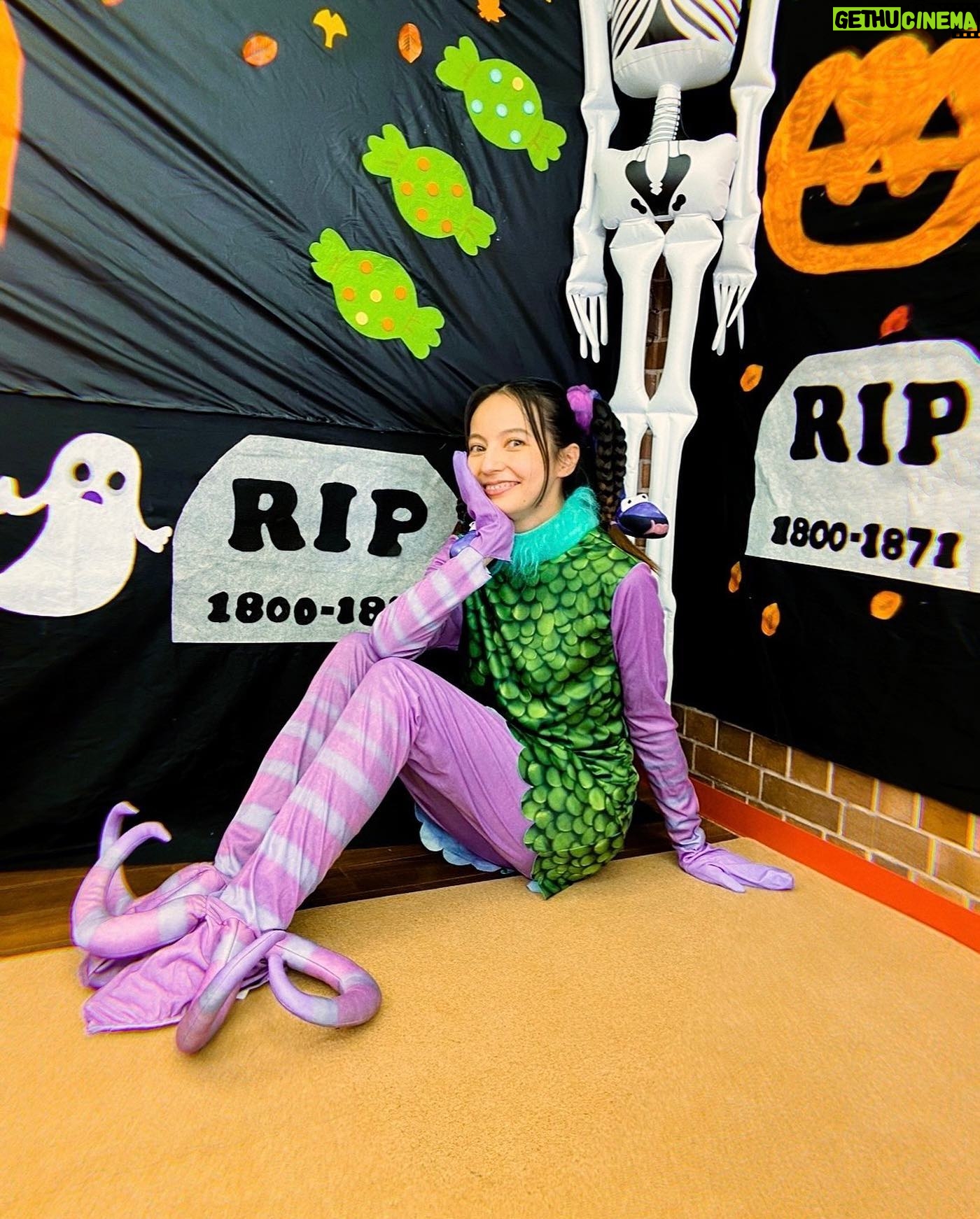 Becky - 8.1K Likes - 2022年が終わりますね。
ただただありがたい1年でした。
今年のうちに、今年の写真を。
学校行事にて。
モンスターズインクのセリアになってみました!
さっき、YouTubeも投稿したのでよかったら『ベツキイ!!!!』観てください🐍❤️