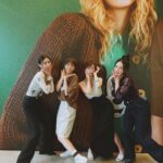 Becky Instagram - @wcjapan 千夏ちゃんのブランドの展示会！ いっぱい買っちゃった！(服) いっぱい食べちゃった！(ケータリング) お洋服届くの楽しみー！ たぶんそのうち芸能人みんなミッキーのTシャツ着る時期みたいなのがやってくる気がする🤣 かわいすぎでしょ！ 楽しい時間をありがとう🌈 清水はいいかげんにしなさい！！！！！