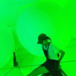 Becky Instagram - チームラボ！ @teamlab.planets 相変わらず最高でした！ 世界に誇るエンターテインメント！ いつも最高な時間をありがとうございます🌈