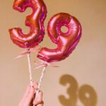 Becky Instagram - みなさま、お祝いのお言葉ありがとうございます！ 色々と、39でーーーーーす🌈