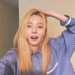 Becky Instagram - ドラマ『君が獣になる前に』の感想嬉しいです。 ありがとうございます。 後1ヶ月でドラマ撮影終わるんですが、終わってすぐに黒髪に戻すのも勿体無いなぁ。 何か、金髪ならではのお仕事ないですか？笑 お待ちしております。 ちなみに、昨日、髪をブリーチする密着動画をYouTubeにアップしました。 なんかわかんないけど、ギャルのみんなに観てほしい！！！！！笑 “ベッキー　ブリーチ”で検索してみてください♡ 素敵な日曜日を。