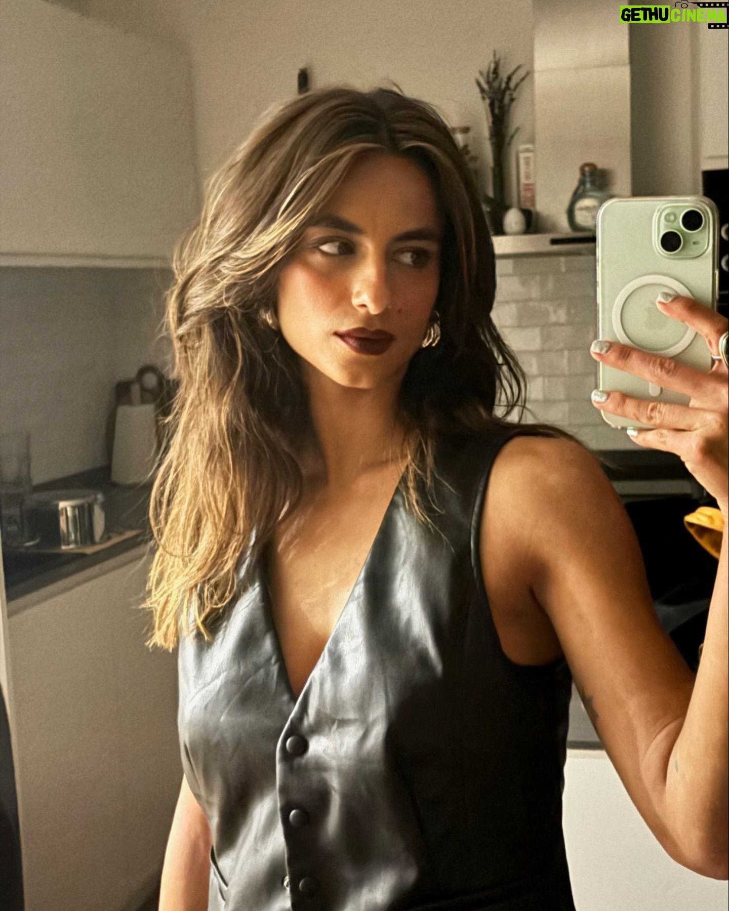 Begoña Vargas Instagram - Nuevos comienzos, etapas que se cierran y puertas que se abren🧡🌞