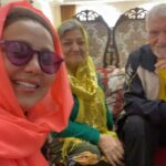 Behnoush Bakhtiari Instagram - بابا مامان من از من رنجیدم و هیچکس نیست پا در میانی کند…شما بیاین کدخدا منشی کاری کنید مشکل من با خودم حل شود… پدر ریش سفیدی کن و به من بگو کوتاه بیا بخاطر بهنوش…