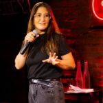 Belén Mora Instagram - ¿Listos para un momento de diversión? 🌟 Déjate llevar por el encanto de @belenaza_ y @totoacunaoficial , y acompáñanos en un paseo visual a través de sus mejores momentos en el Comedy. ¡Risas, complicidad y buen rollo te esperan! 🥳✨️ 💬Déjanos saber en los comentarios si fuiste parte de este show ✨️ 📸@tomvs_fps #Belenaza #TotoAcuña #ComedyRestobar #Comedy #comedia #panorama