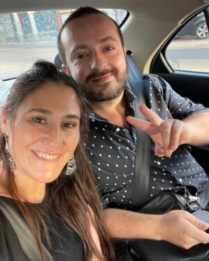 Belén Mora Instagram - Muchisimas gracias a quienes asistieron al show de anoche  en @clubdesanmiguel . Gracias a los anfitriones por la linda atención! Todo lo recaudado ira en ayuda de los damnificados de la V region. ❤️. 
Y desde el 15 de marzo nos lanzamos con el @totoacunaoficial con harto standup asi que atentos a nuestras redes .