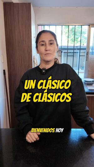Belén Mora Instagram - Ya! Aqui esta la receta de mi pebre, no tiene ningun secreto mas que lo q se ve. Y siempre cocinen con amor, o sino ni la mejor receta te va a quedar rica! 
Con amor y con sal igual o sino despues se quejan de q esta desabrido

Dejen en sus comentarios cuantos errores cometi esta vez 😂😂😂😂. Igual los quiero 
#esconzapallo #ydaleconlawea