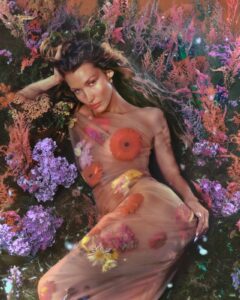 Bella Hadid Instagram - As a flower blossoms, the eyes open 🌹 Discover WINDOW2SOUL: a sheer floral bouquet composed of rose, jasmine & tonka bean. Shake to activate and get transported to the garden. Available NOW at Orebella.com
