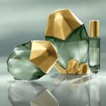 Bella Hadid Instagram – Whispering from far beneath the surface 🌊

Experience SALTED MUSE: a refreshing woody marine featuring sea salt, olive tree & cedarwood.
Shake to activate and dive into the waves.

Available NOW at Orebella.com