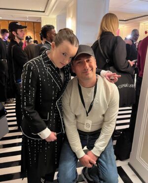 Bella Ramsey Instagram - MET in @thombrowne 🤍📸

Ty @instagram @voguemagazine @mrfabioimmediato @bykileyfitz @pircillapae @veronicaplohoros @shmalexkahn @alexatombs @georgiedavies12 🦋