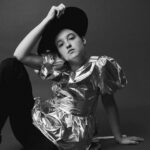 Bella Ramsey Instagram - Spoke to @laurpuckett for @elleusa and did this shoot a few months back with a gross cold (and flew to Brazil the same day🫡) sorry @georgiedavies12 for giving it to you… 😬 Thank you to the whole team @markfrancomepainter @ginakanemakeup @rachelbakewell and genius @jasonhetheringtonstudio. You all made me feel preeetty cool. Lauren, thank you for a really great conversation… 🧠⚡️🏳️‍🌈🏃