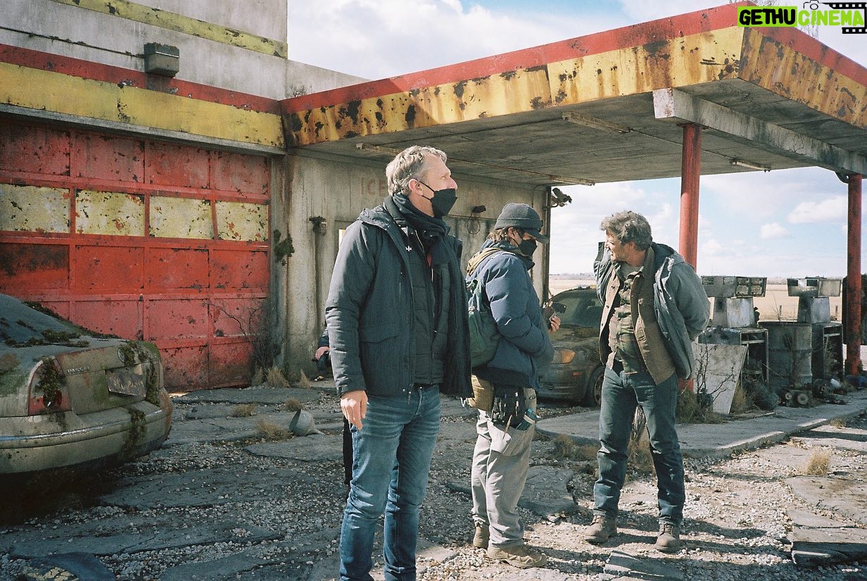 Bella Ramsey Instagram - Eps 1-4 film dump 🎞️ #thelastofus @thelastofus