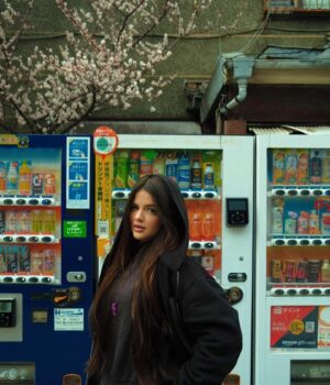 Belle Longwell Instagram - lost in japan