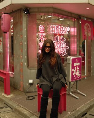 Belle Longwell Instagram - I like the way you kiss me ✩❀