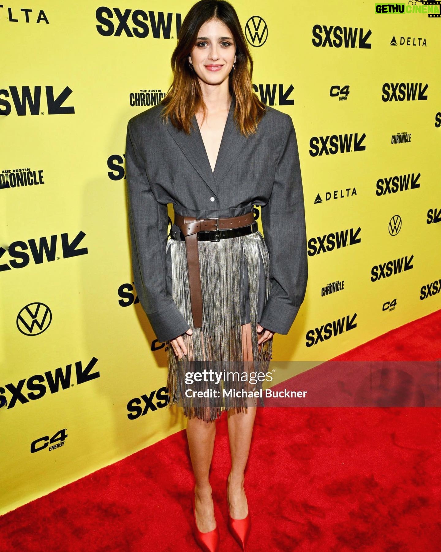 Benedetta Porcaroli Instagram - My first time in Texas. Thank you @sxsw that was incredible. Yesterday night at the premiere of IMMACULATE out from 22 March. @neonrated @immaculatemovie So grateful @sydney_sweeney ❤️ @mmmmichaelmohannnn @pomellato #adv