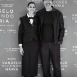 Benedetta Porcaroli Instagram - Press Conference di Vangelo secondo Maria. Di @paolo_zucca_film_director e con @alessandro_gassmann_official Che bello! Dal 23 Maggio al cinema 🤍🕊️