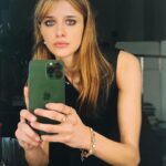 Benedetta Porcaroli Instagram - telefoni più grandi delle facce
