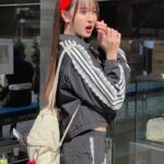 Benyapa Jeenprasom Instagram - 👧🏻🍒🖤
