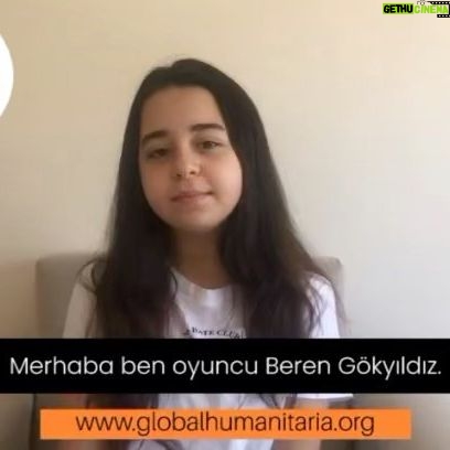Beren Gökyıldız Instagram - Savaş ve korona virüs nedeniyle okula gidemeyen, yemek yiyemeyen çocuklar için çok üzülüyorum ve bu çocuklardan bazıları hasta. Kanserli 50 çocuğun okula gidebilmesi için sivil organizasyon kuruluşu olan Global Humanitaria ile yardım edebiliriz. Bu durum beni gerçekten çok mutsuz ediyor. Sizden ricam lütfen www.globalhumanitaria.org sayfasına girip onlara yardım edelim. #syria #syriawar #syrianrefugees #syriachildren