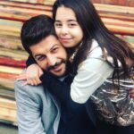 Beren Gökyıldız Instagram - Kavuşanlarda bugün❤️ @serhatteoman ❤️Setimiz aynı yerde olunca🥰 #set