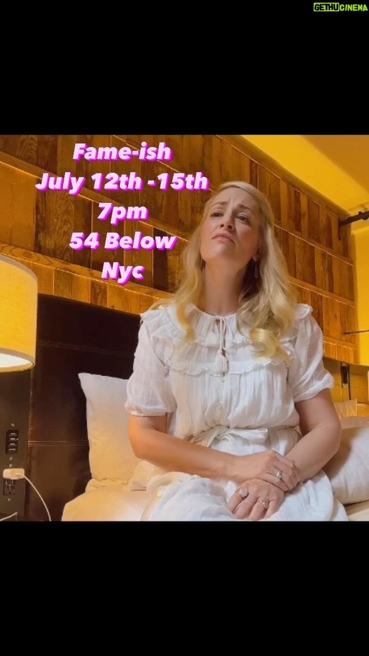 Beth Behrs Instagram - Rehearsing for our show @54below ! This week in NYC! Come see @tichinaarnold scold me when I get a little "pitchy" and/ or "twerk"-y! π @tichinazenay Thanks to @wvdmusic for putting up with our shenanigans and being the musical genius bad ass he is!