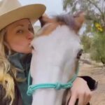 Beth Behrs Instagram - 😆 "I'm definitely YOUR best friend "- Belle #rescuehorse