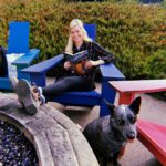 Beth Behrs Instagram – -Grab your bestie @courtneymdtravel , her amazing pup and some great books ✔️
-head into nature ✔️
-eat, sleep, read, hike, repeat ✔️
Dreamy beginning of fall….🌾🍁🍂