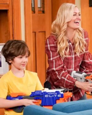 Beth Behrs Instagram - Happy birthday to my other child - my tv son! my favorite lil man who is now almost a man??? Where does time go! I love you so much @hank_greenspan thank you for teaching me about motherhood before I became an actual mama! @theneighborhood these throwback photos from season 1 are amazing.