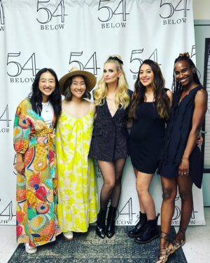 Beth Behrs Instagram - Who is she? A gal who had the time of her life night one @54below with @tichinaarnold ! Can't wait for the next 3! Livestream for anyone at home Saturday eve! Ticket link in stories and bio! @theneighborhood 

Glam:
@josephcassell1 
@hairbyaviva 
@andremakeup 

I'm def channeling my inner "Keely" thanks @junotemple @vdoozer ! If she needs a sister... I'm avail... 😍🤣🤣

@wvdmusic music director extraordinaire 
@alijahkai stealing the show