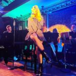 Beth Behrs Instagram – Who is she? A gal who had the time of her life night one @54below with @tichinaarnold ! Can’t wait for the next 3! Livestream for anyone at home Saturday eve! Ticket link in stories and bio! @theneighborhood 

Glam:
@josephcassell1 
@hairbyaviva 
@andremakeup 

I’m def channeling my inner “Keely” thanks @junotemple @vdoozer ! If she needs a sister… I’m avail… 😍🤣🤣

@wvdmusic music director extraordinaire 
@alijahkai stealing the show