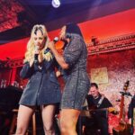 Beth Behrs Instagram - Who is she? A gal who had the time of her life night one @54below with @tichinaarnold ! Can't wait for the next 3! Livestream for anyone at home Saturday eve! Ticket link in stories and bio! @theneighborhood Glam: @josephcassell1 @hairbyaviva @andremakeup I'm def channeling my inner "Keely" thanks @junotemple @vdoozer ! If she needs a sister... I'm avail... 😍🤣🤣 @wvdmusic music director extraordinaire @alijahkai stealing the show