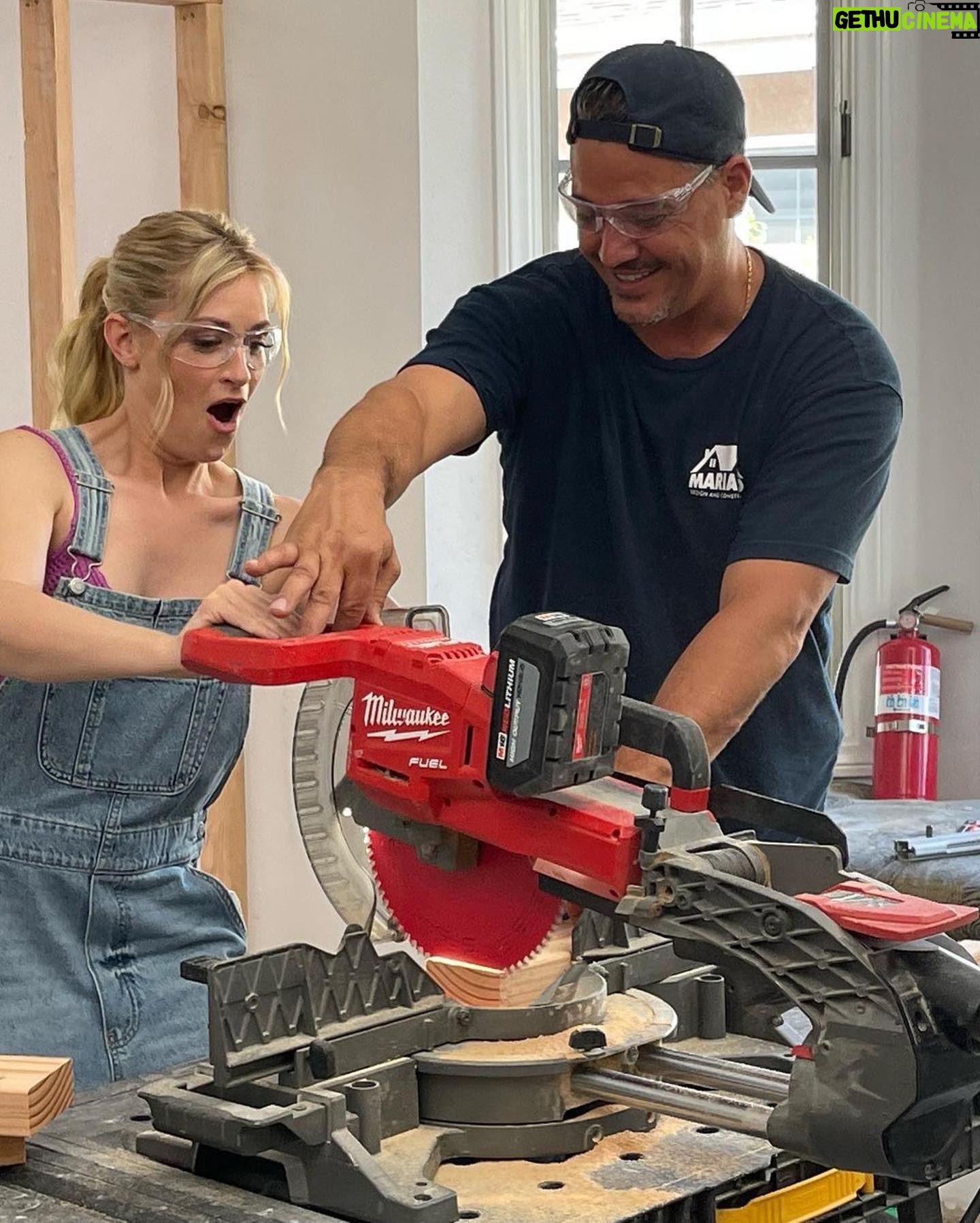 Beth Behrs Instagram - I can't believe they gave me power tools.... #Repost @bostonrobmariano ・・・ Someone had a little fun working with Power Tools yesterday on the set of Secret Celebrity Ronovation! Season 3 coming This Summer on @cbstv @jumaent_tv @bethbehrs