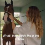 Beth Behrs Instagram - 🙋🏼‍♀️... @gisele #horsegirl #horse #horses #horsesofinstagram #equestrian #equestrianlife