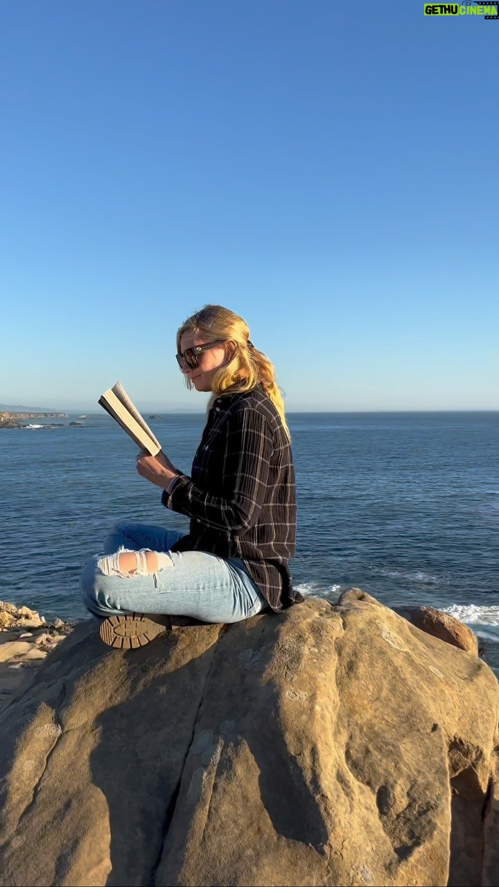 Beth Behrs Instagram - Sometimes where you read can be just as magical as what you're reading. Grab a buddy, grab your book and get out there! Where are you reading today? #bookstagram #books #book #booklover #booknerd #bookaddict #bookreview #bookrecommendations #thenightengale #literature #literary #booktok #bookporn #booknook #travel #ocean #kimkardashian #kyliejenner #taylorswift #read #readmorebooks #falldecor #practicalmagic #fall #fallvibes