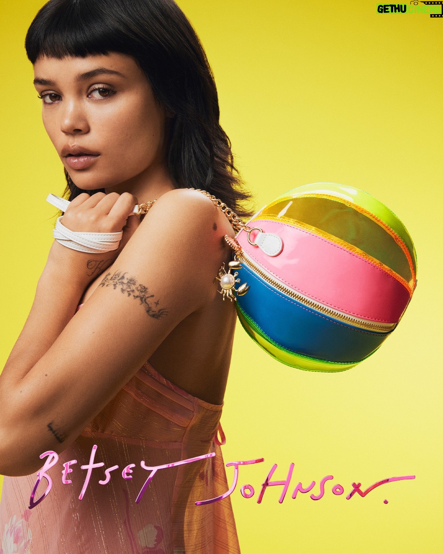Betsey Johnson Instagram - POV: Me patiently waiting for summer hours to start. 📆🏖️