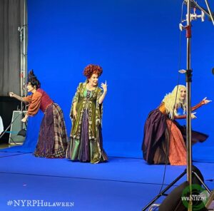Bette Midler Instagram - It is time! The reunion of all reunions is very near - TONIGHT at 8pm ET. 

Join me, @sarahjessicaparker, @kathynajimy, the #HocusPocus cast PLUS @glennclose, @therealelvira, @todrick, @sarahkatesilverman, @adamlambert, @iamjhud, @johnstamos, and many more for our ONE NIGHT only virtual event, supporting @nyrp. Tickets still available! Link in bio.