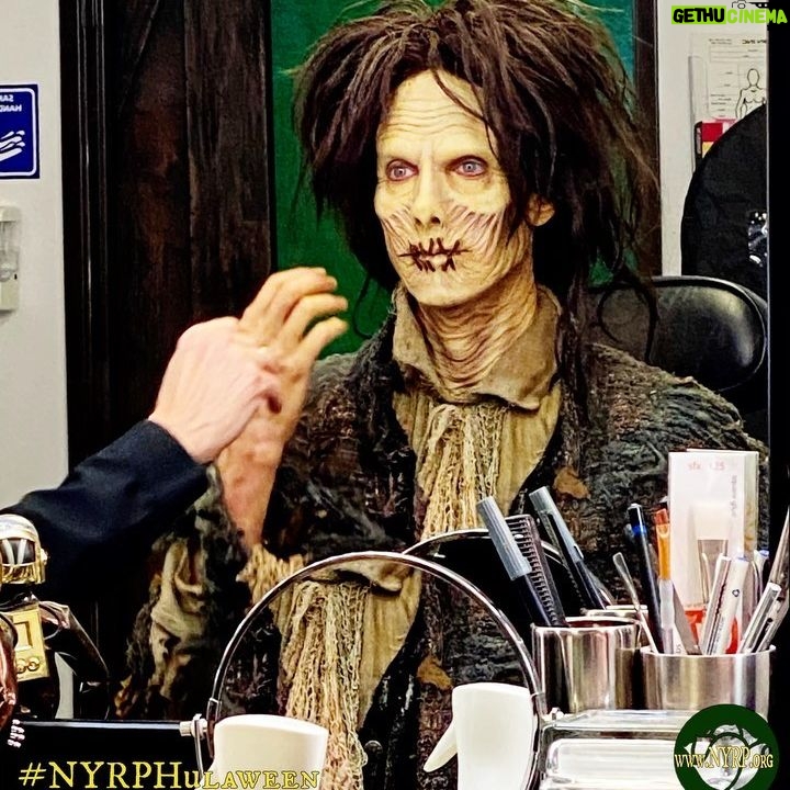 Bette Midler Instagram - Ghouls and gals unite. A costume contest to make a fright! Take some inspiration from Billy and get your spookiest look ready for #NYRPSpiritHalloween Costume Challenge and a chance to be featured and have your look judged by @MichaelKors @bartscharama @tiffanyhaddish @bellahadid @luxurylaw & #LanceLePere during #NYRPHulaween on 10/30! To enter: - Follow @nyrp and @SpiritHalloween - Post a short video (30 sec max) of your costume to IG or TikTok and tag #NYRPSpiritHalloween - Email video to hulaween@nyrp.org with your social handle and subject "INSTAGRAM - @NYRP" Link in bio & story highlight for more info.