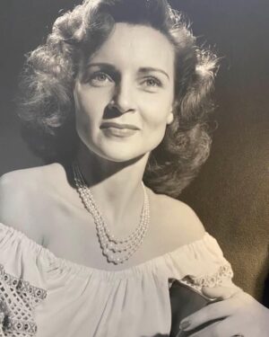 Betty White Instagram - Sorting through some photos and things I now have… this one just seems to say “summer”… what do you think???