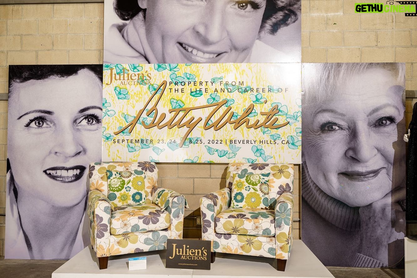 Betty White Instagram - Some photos from Julien’s Auctions Exhibition of The Life and Property of Betty White… if you’re in or around Los Angeles, stop by this week and check it out.