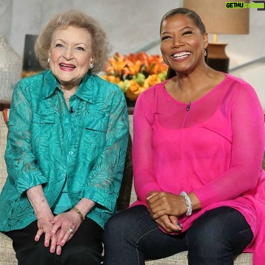 Betty White - 45.1K Likes - Sending all my love and congratulations to Queen Latifah for her @VH1 #HipHopHonors honor. So proud and honored to call her my friend.