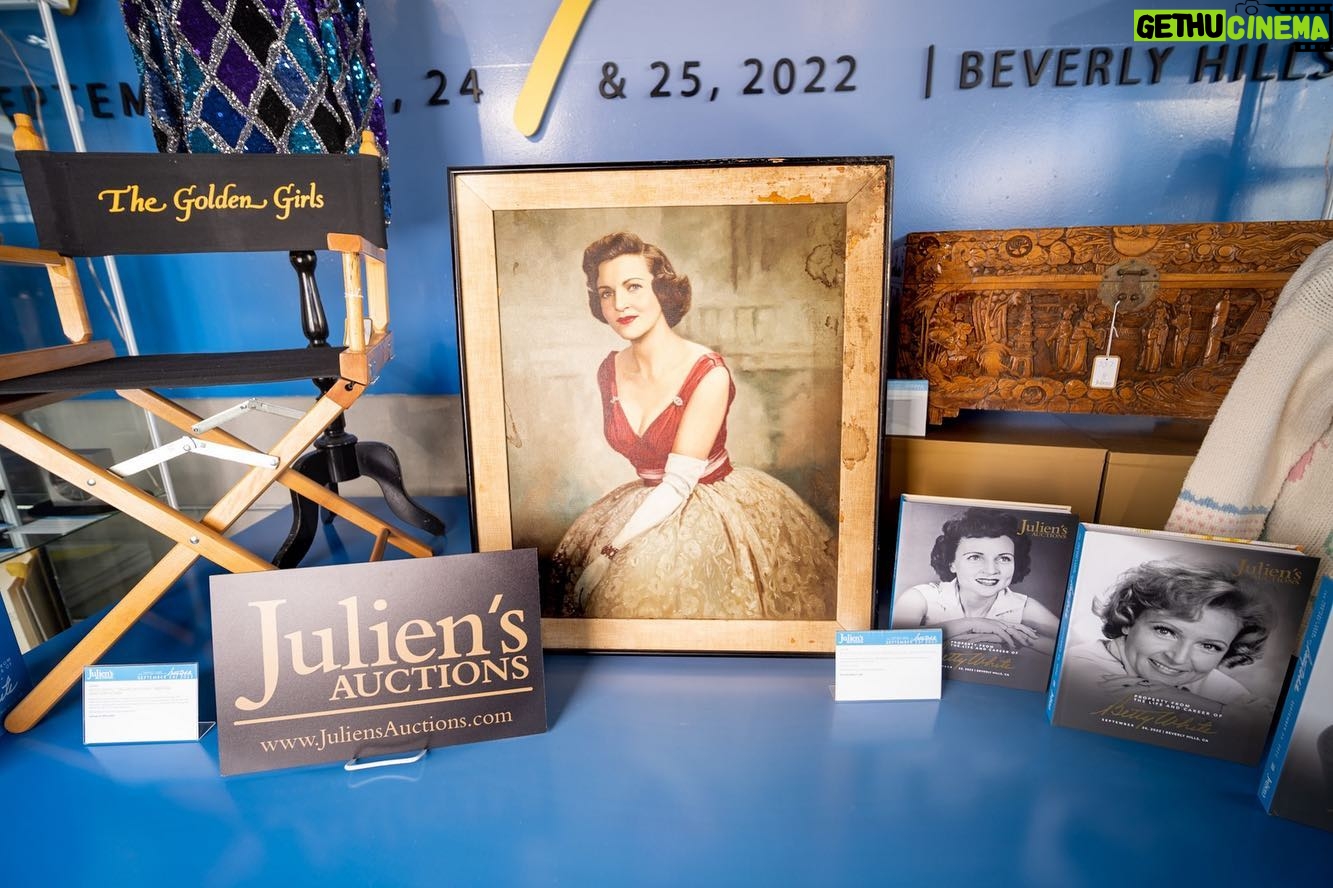 Betty White Instagram - Some photos from Julien’s Auctions Exhibition of The Life and Property of Betty White… if you’re in or around Los Angeles, stop by this week and check it out.