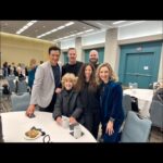 Beverley Mitchell Instagram - #tbt an amazing weekend @ #90scon with @thats4ent Loved seeing my #7thHeaven family @realbarrywatson @mackrosman and all our 90s family and my ❤️ #hollywooddarlings @jodiesweetin @yolakin @dcoulier @james_marsden @andrewkeegn #90s #tvfamily #family what was your favorite 90s show?