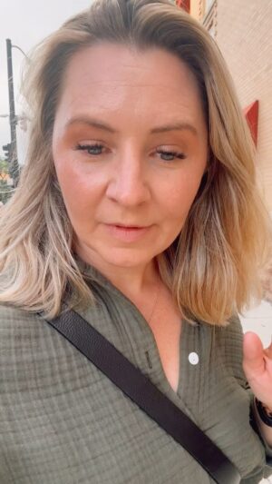 Beverley Mitchell Instagram - You are not being buried you are being replanted!!!!!!! I freaking love that! This has changed so much for me! It takes a moment of complete despair and gives me a place of power! Thank you to the kind soul who changed my whole outlook! #gratitude #perspective #mentalhealth #betterdays Sending you so much love and let’s #blossom