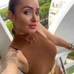 Beverly Bello Instagram - 🤎🤎