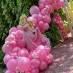 Beverly Bello Instagram – Voici un petit réel de ma semaine de formation pour devenir décoratrice & Balloon Designer 🌺 🎈 

Étant donné que je suis passionnée par les événements la décoration les fleurs les ballons Les licornes  en dehors De mon travail d’influenceuse & de la télévision 🧡 J’ai voulu également me lancer dans cette magnifique aventure sublimer vos événements 🎈🌺👸 

Mon côté princesse petite fille ressort lorsque je décore j’adore 🥰 

Voici quelques vidéos des scénographies en groupe & individuel 🌺 

@beverlyb_events 🌺 

DEVIS Par MAIL 🌺