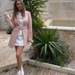 Beverly Bello Instagram – Hello les amours 🤍 !
Avec @sheinfrance_ & @sheinofficial, Bénéficiez de -15% supplémentaires sans minimum d’achats, valable dès maintenant jusqu’à 23h59m le 31 mars 2021 sur tout le site avec mon code 💗Q1BEVERLY💗

Robe: swdress04201024523 
Blazer: swblazer42201022904

#SHEIN, #SHEINgals #SHEINwintersale 
#sponsorisé
@shaunaevents