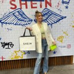 Beverly Bello Instagram – SHEIN a LYON 🛍 😅☑️ 

pop-up du 11 au 14 mars 
6 rue de la Part-Dieu à Lyon 

C’est un endroit parfait pour son shopping 🛍 je suis fan de la nouvelle collection 🛍

Avec mon code promo : Beverly23 
( – 15% supplémentaire sans minimum d’achats sur tout le site français ) 

@sheinfrance_ 
@unexpected.management 

#sheinloveslyon #meetshein 

#sponsorisé