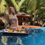 Beverly Bello Instagram – Bien arrivés dans ce coin de paradis aux Seychelles 🇸🇨. @hiltonseychelleslabriz 🏨