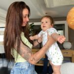 Beverly Bello Instagram – À toi dont j’ai l’honneur d’être ta marraine , je serai toujours là pour toi mon petit Louis d’amour que j’aime ♥️ 

L’un de mes plus beaux rôles Merci @marionpaulabarone @drn_r7 ♥️