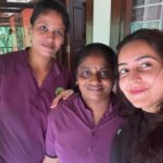Bhama Instagram – Recently, I underwent a wellness program at the Ayurveda hospital, @sreevaidya.nadhapuram 
 Ayurveda Vaidyasala & Panchakarma Centre, in Kuttamperoor, Chennithala for the past 10 days. 
The hospital is renowned for its delicious Sattvic food, homely atmosphere, scenic countryside views, and excellent hospitality.💙🐿️
I am incredibly pleased and satisfied with the treatment, which included Shirodhara and Njavarakizhi. Many thanks to Team Vaidyanadhapuram and my dear friend Doctor Sreejith.

I look forward to returning, at least once a year, dedicating ten days to my health, is essential. 💙