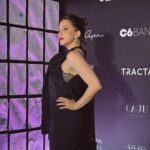 Bia Arantes Instagram - Que orgulho da minha amiga @lethiciabronstein ♥️ que desfile lindo, que talento incrível! Tanto amor, tantos encontros! Parabéns pelos 16 anos de @lebronstein ♥️ lov u TETTO Rooftop Lounge